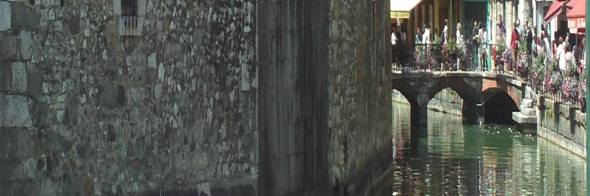 Image Installation abri de piscine Annecy