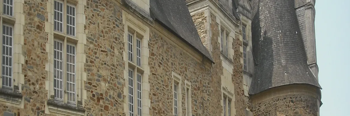 Image Installation abri de piscine Châteaubriant