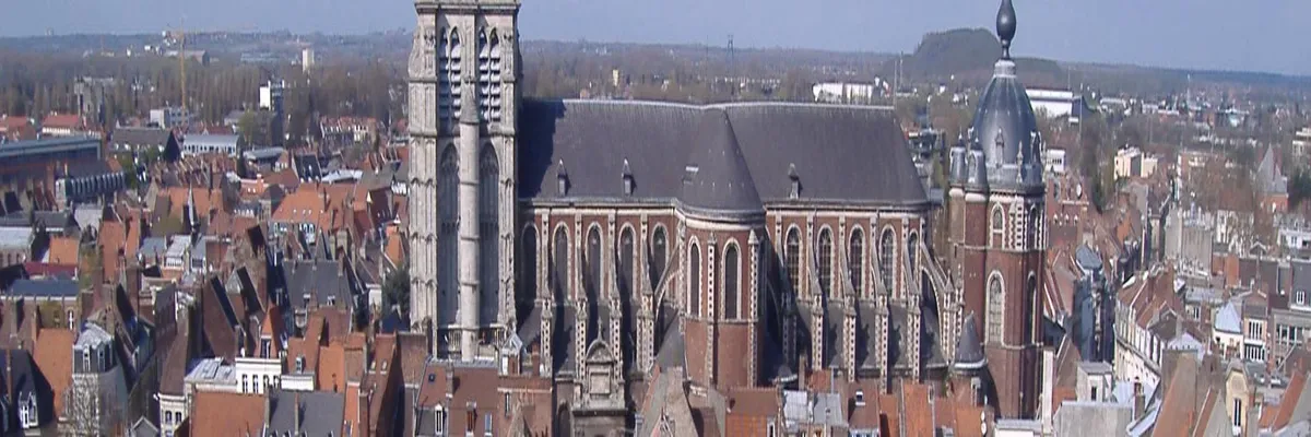 Image Installation abri de piscine Douai