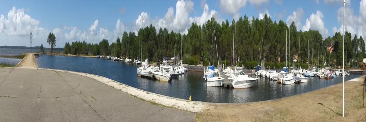 Image Installation abri de piscine Lacanau