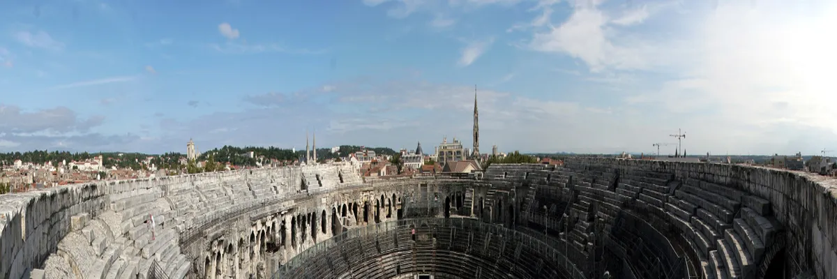 Image Installation abri de piscine Nîmes
