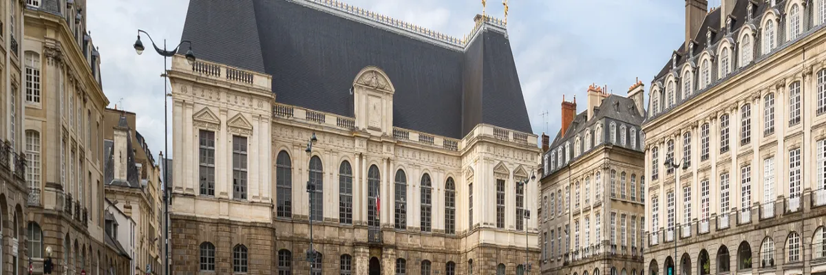 Image Installation abri de piscine Rennes