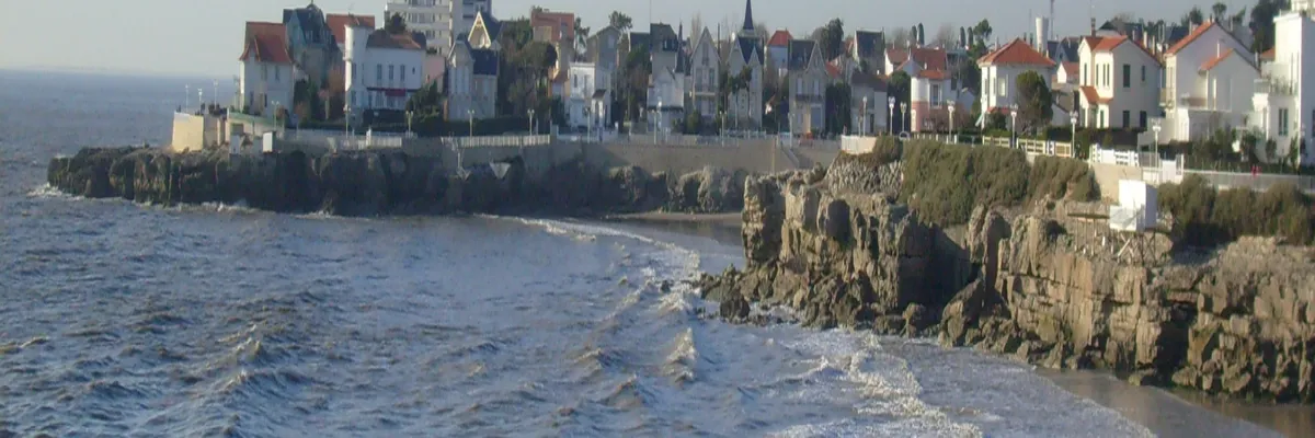 Image Installation abri de piscine Royan