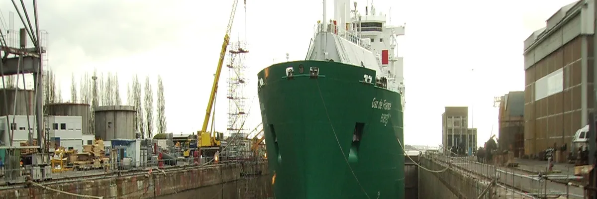 Image Installation abri de piscine Saint-Nazaire