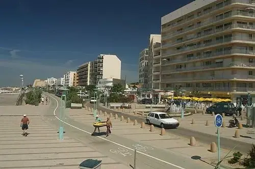 Abri Piscine Sur Mesure Installation abri de piscine Saint-Jean-de-Monts