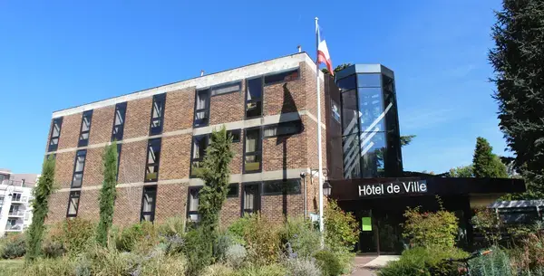 Abri Piscine Sur Mesure Installation abri de piscine Sucy-en-Brie