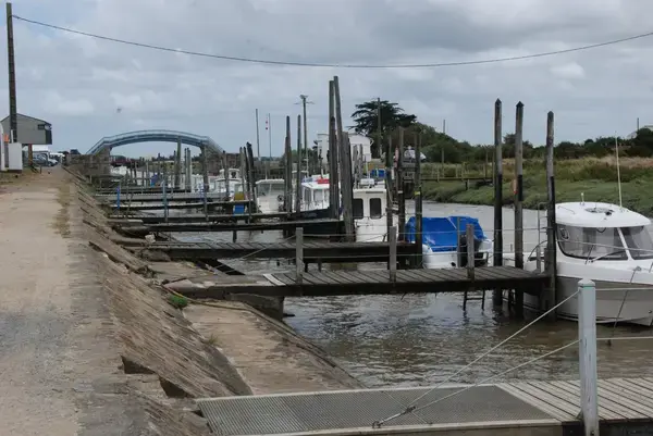 Abri Piscine Sur Mesure Installation abri de piscine Villeneuve-en-Retz